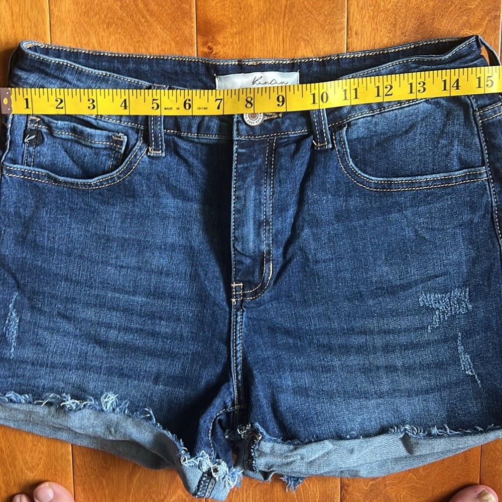 KanCan Dark Wash Frayed Cuff Denim Shorts 11 / 29 Distressed Mid Rise Casual - Picture 9 of 12